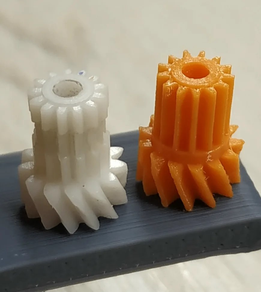 Пластиковые шестерни после 3D-печати